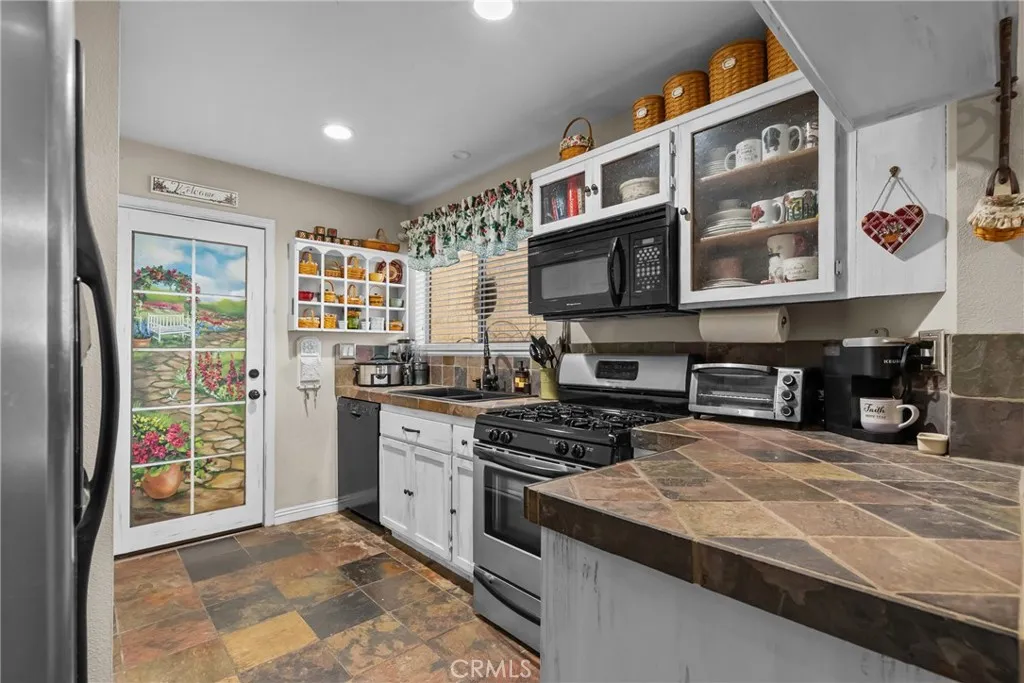 Additional image 11 of 24029 Arroyo Park Drive Unit 7, Valencia, CA 91355