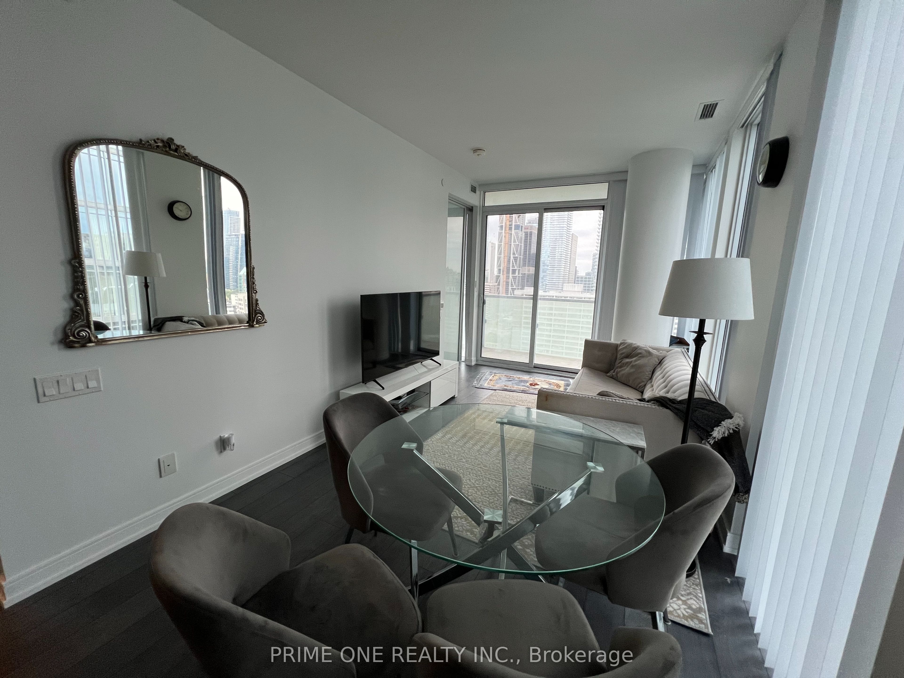 Additional image 3 of 2507-28 Wellesley Street E, Toronto, ON, M4Y 1G3