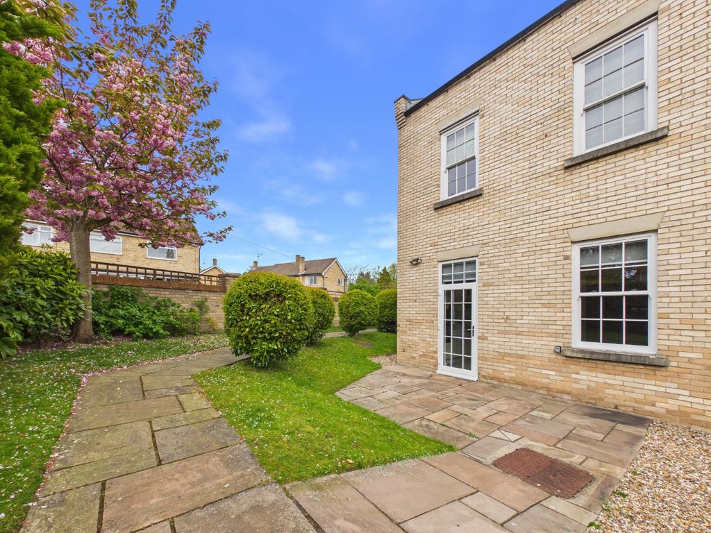 Additional image 2 of 1 bed flat for saleThe Beeches, 99 Main Street, Willerby, Hull, East Riding Of Yorkshire HU10