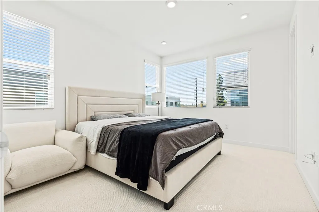 Additional image 53 of 609 S Lyon Street, Santa Ana, CA 92705