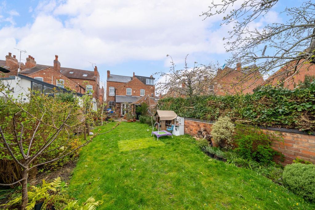Additional image 17 of 4 bed semi-detached house for saleHighfield Road, West Bridgford, Nottingham NG2