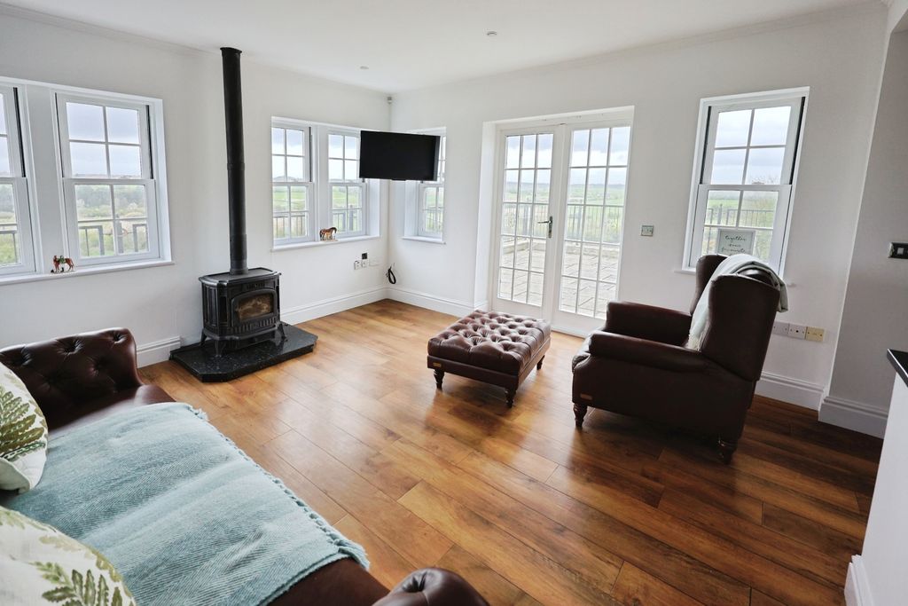 Additional image 3 of 2 bed detached bungalow to rentGypsy Lane, Ferryhill DL17