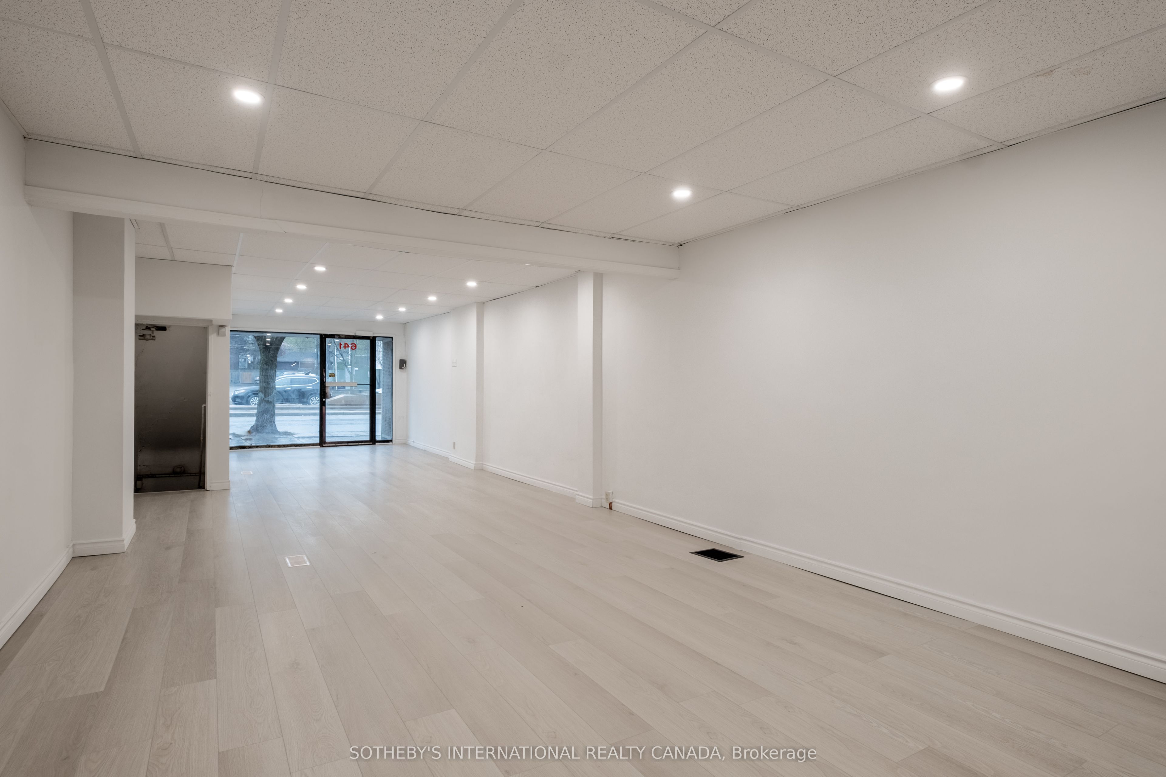 Additional image 4 of 641 St Clair Avenue W, Toronto, ON, M6C 1A7