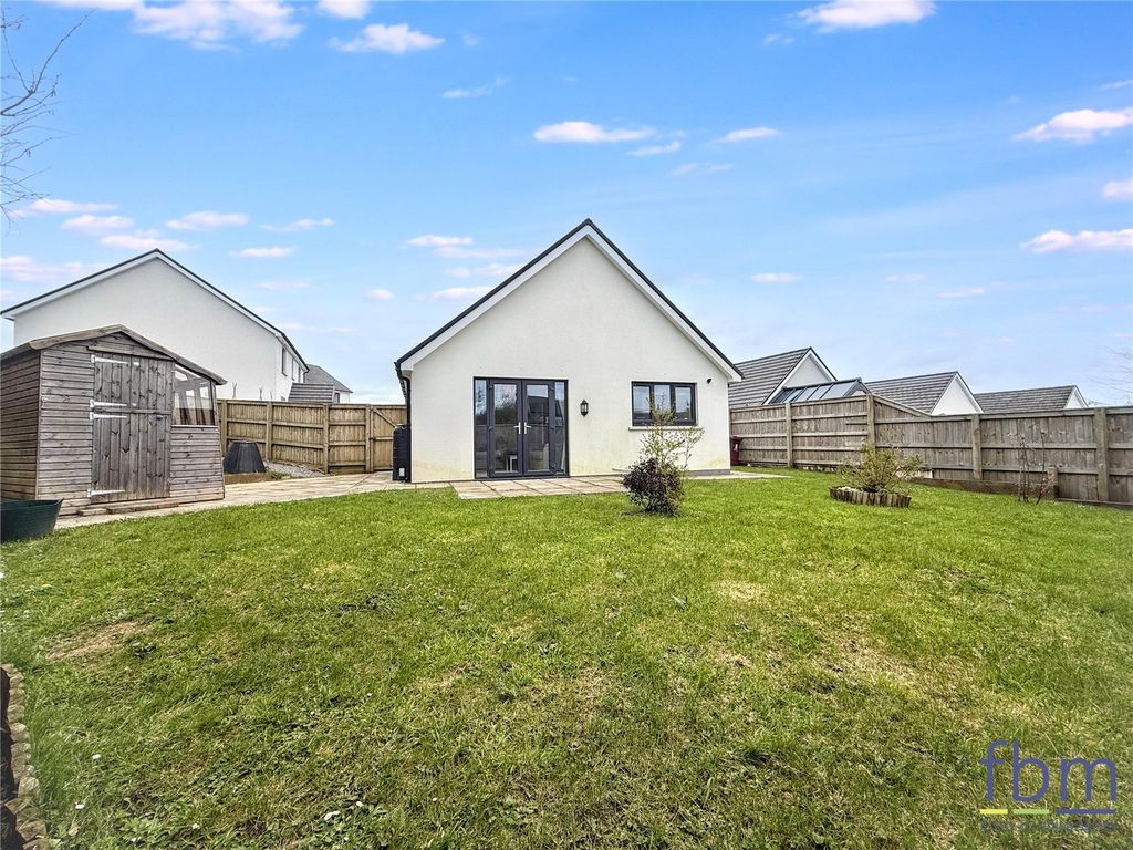 Additional image 11 of 3 bed bungalow for saleRock Park, Kilgetty, Pembrokeshire SA68