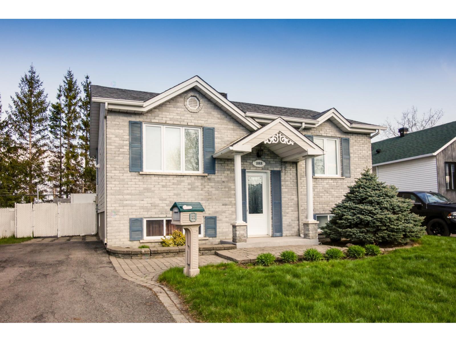 1088 Rue de Charlesbourg