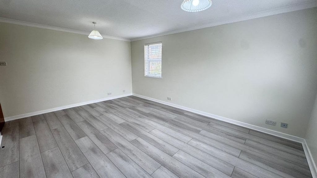 Additional image 14 of 2 bed flat to rentCharborough Road, Bristol BS34
