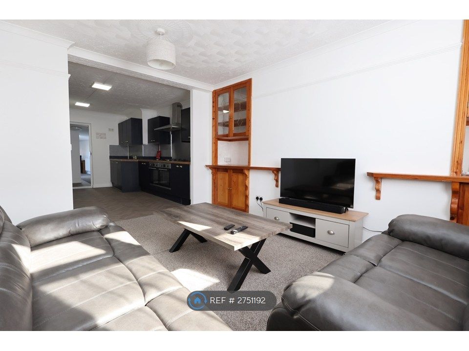 Additional image 5 of Room to rentNew St, Burry Port SA16