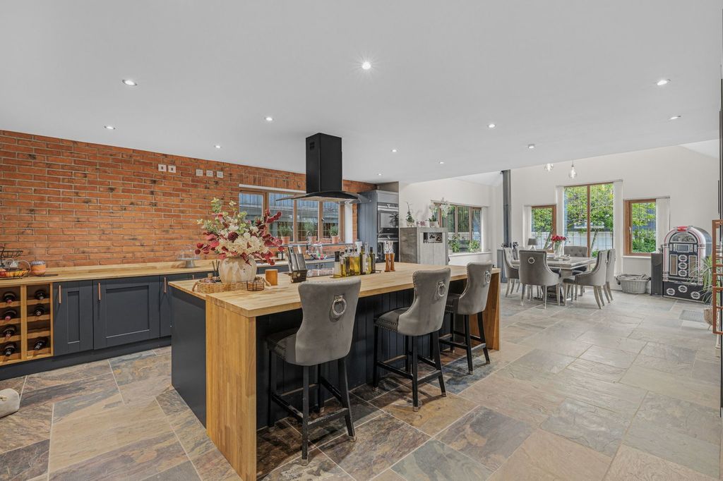 Additional image 13 of 7 bed detached house for saleMaes Aneurin Bevan, Tredegar NP22