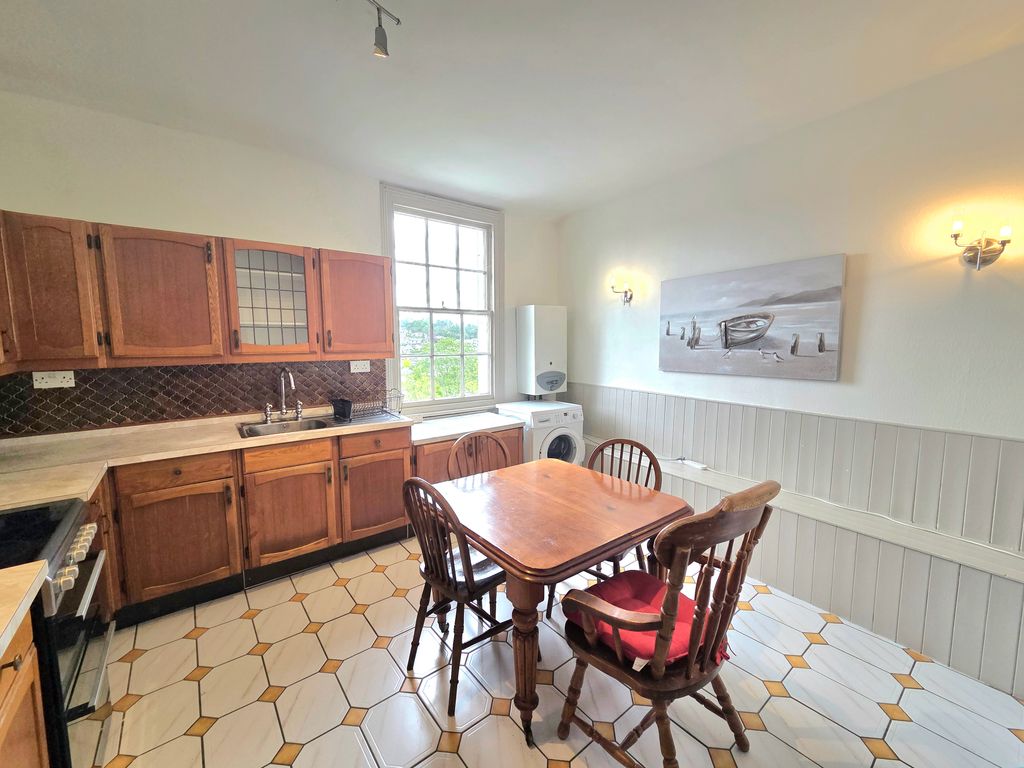 Additional image 13 of 2 bed maisonette to rentLower Market Street, Penryn TR10