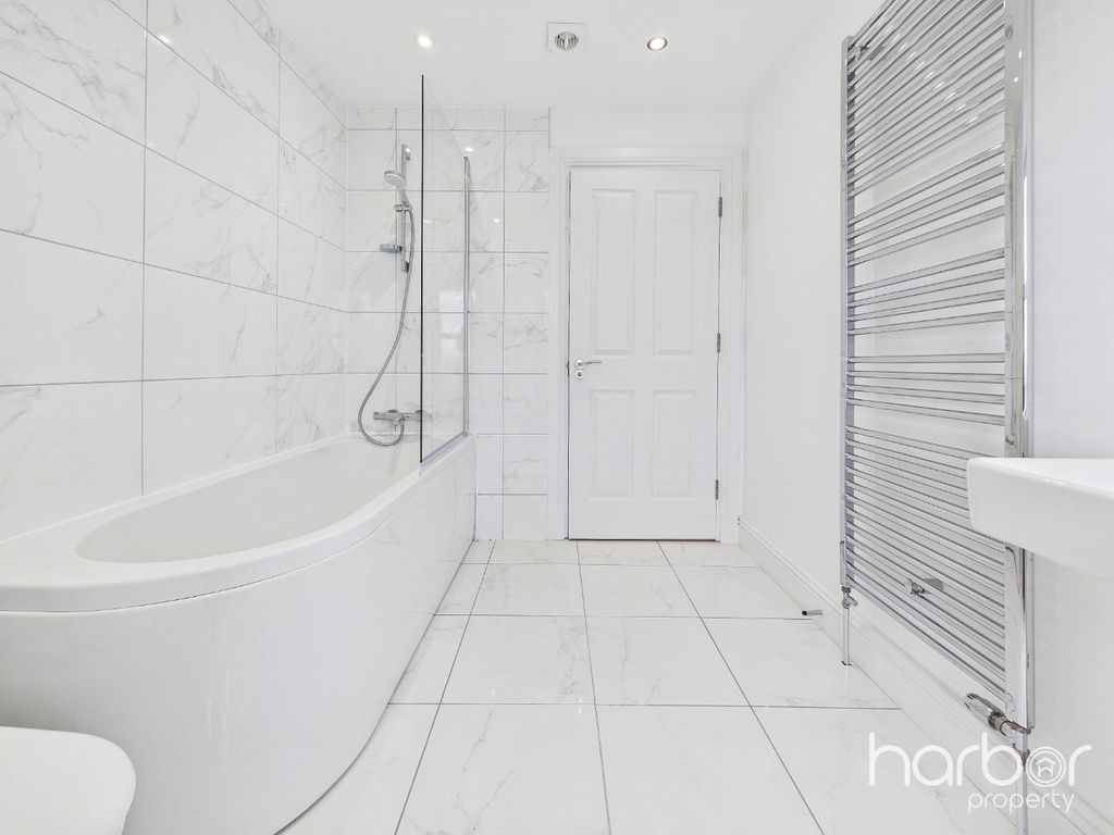 Additional image 30 of 4 bed detached house for saleSouth Bellsdyke Farm, Falkirk, Stirlingshire FK2