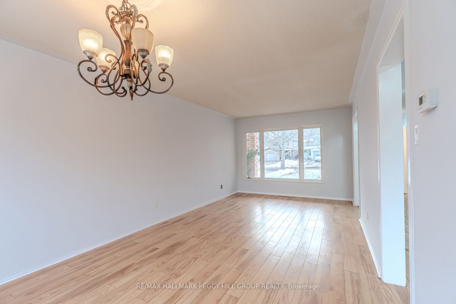 Additional image 3 of 111 Garden Drive, Barrie, ON, L4N 5T9