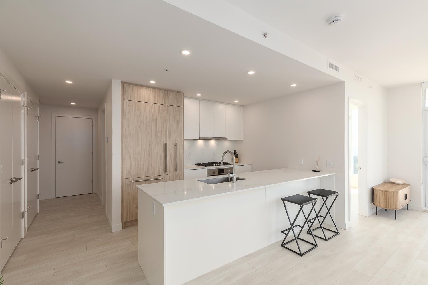 Additional image 5 of 2404-537 Cottonwood Avenue, Coquitlam, BC, V3J 0S4