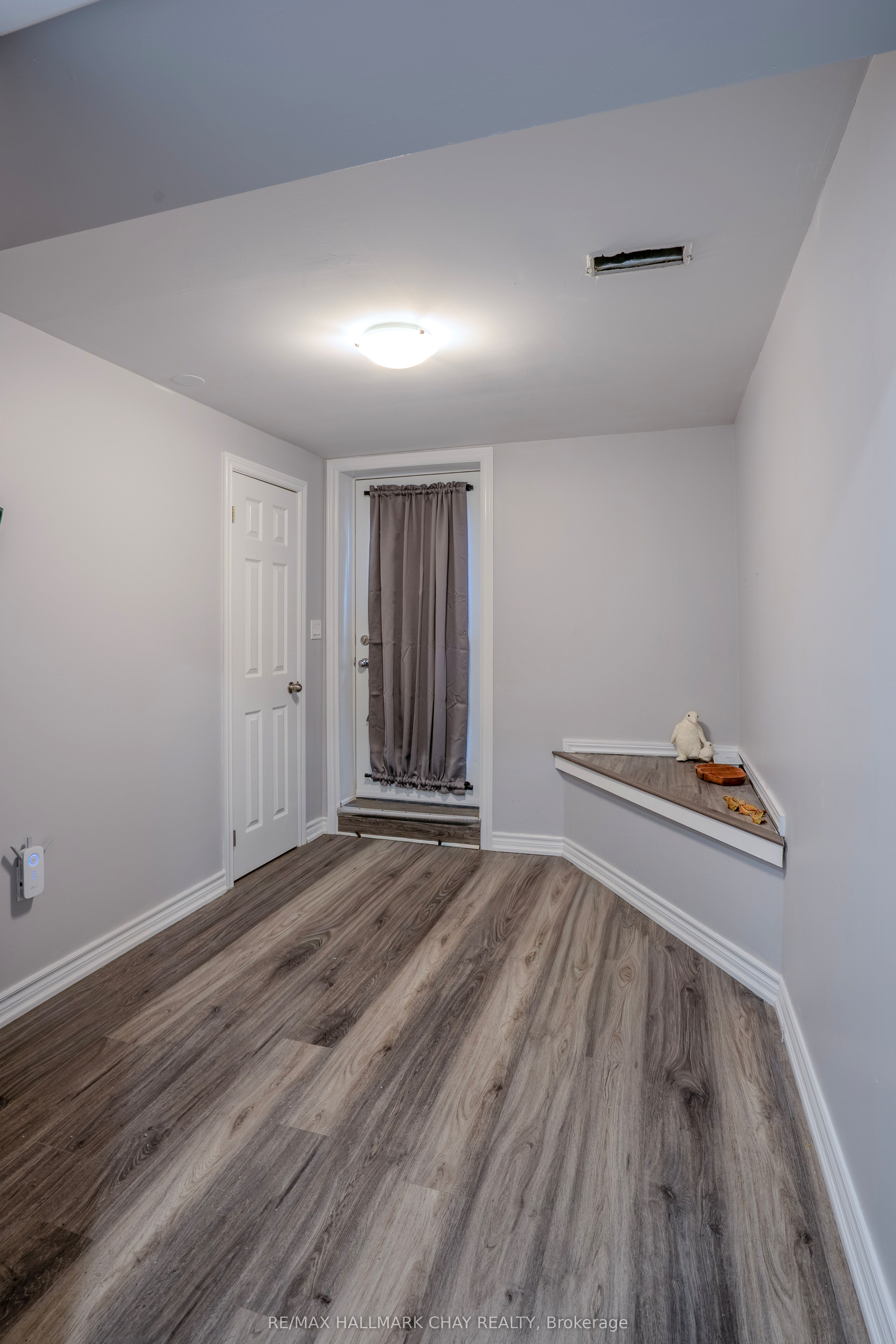 Additional image 4 of Lower-19 Julie Street, Essa, ON, L0M 1B3
