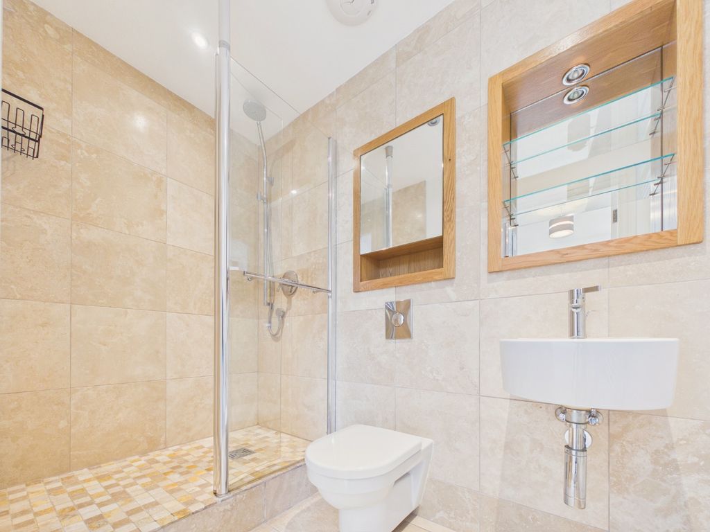 Additional image 6 of 1 bed flat for saleThe Beeches, 99 Main Street, Willerby, Hull, East Riding Of Yorkshire HU10