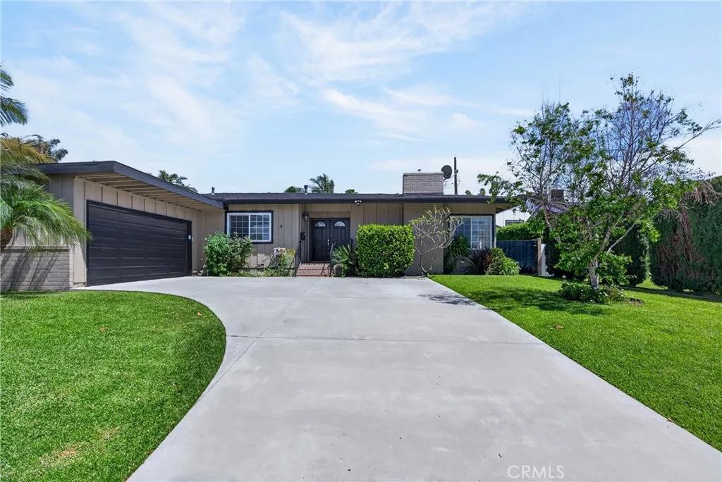 Additional image 2 of 2077 N Mori Ln, Orange, CA 92867