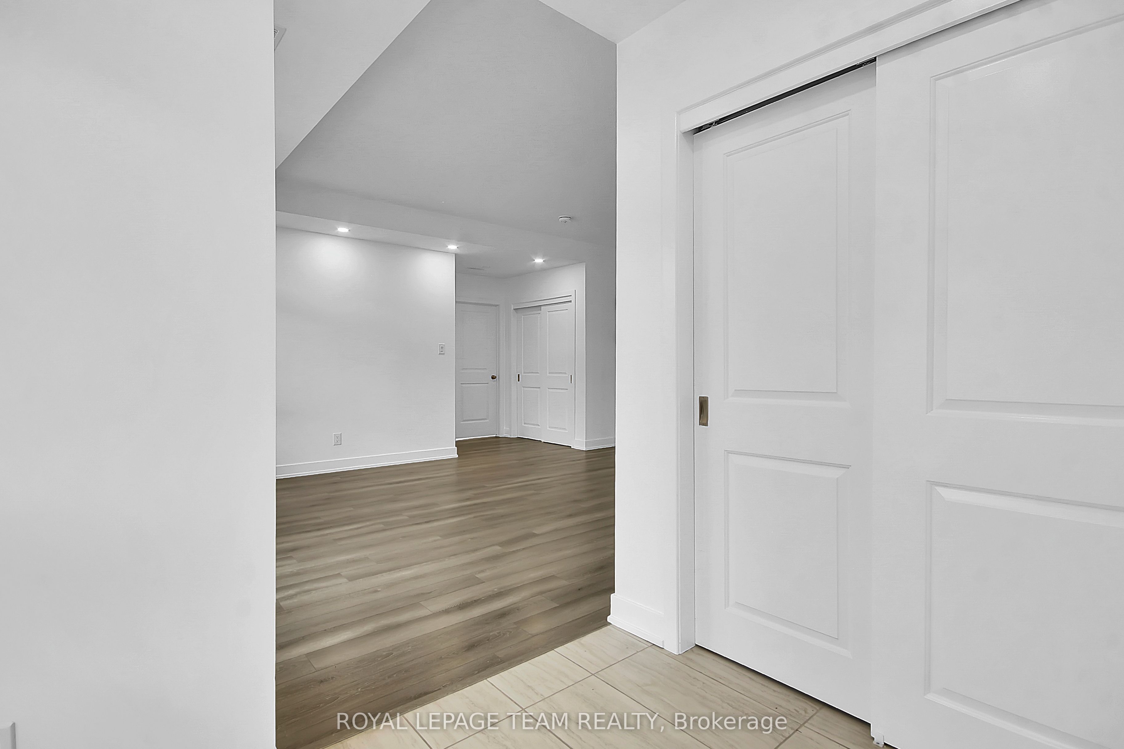 Additional image 5 of F-320 Tulum Crescent, Ottawa, ON, K2S 0W1