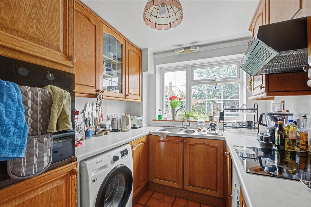 Additional image 4 of 3 bed end terrace house for saleHall Croft, Beeston, Nottingham NG9