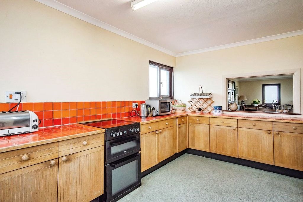 Additional image 7 of 4 bed link detached house for saleWelcome House, Castlemartin, Pembroke, Pembrokeshire SA71