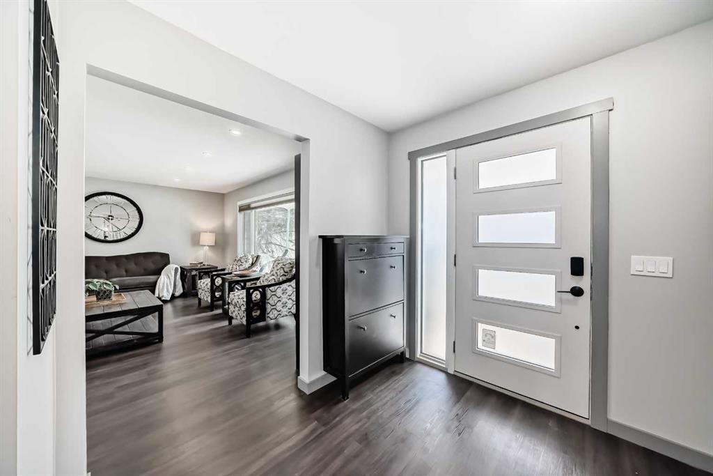 Additional image 4 of 5512 Dalwood Way NW, Calgary, AB, T3A 1S7
