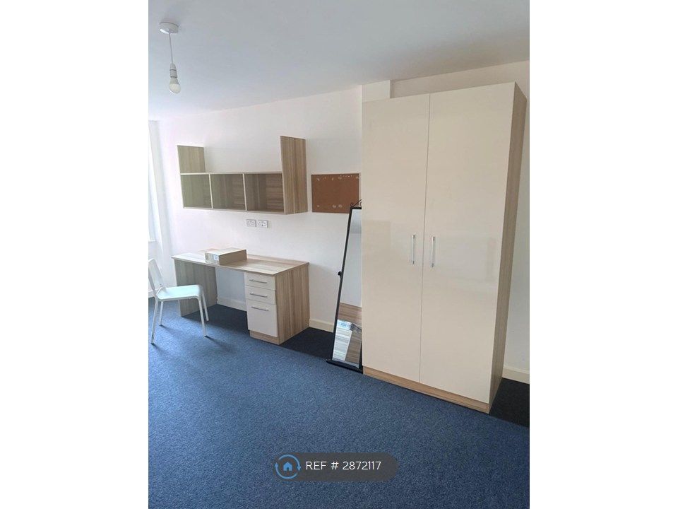 Additional image 15 of 9 bed flat to rentWellingborough Road, Northampton NN1