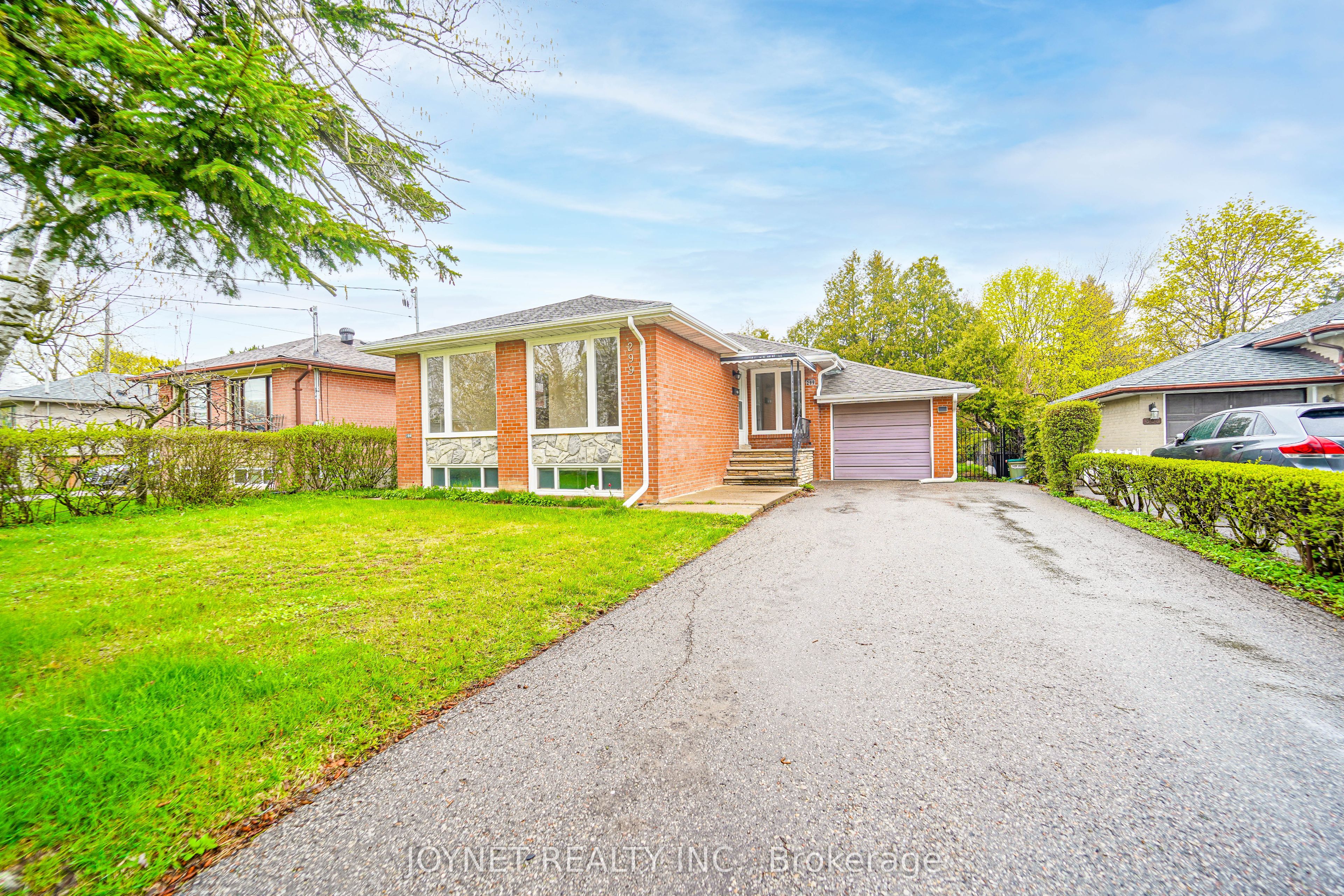 299 Palmer Avenue, Richmond Hill, ON, L4C 1P4