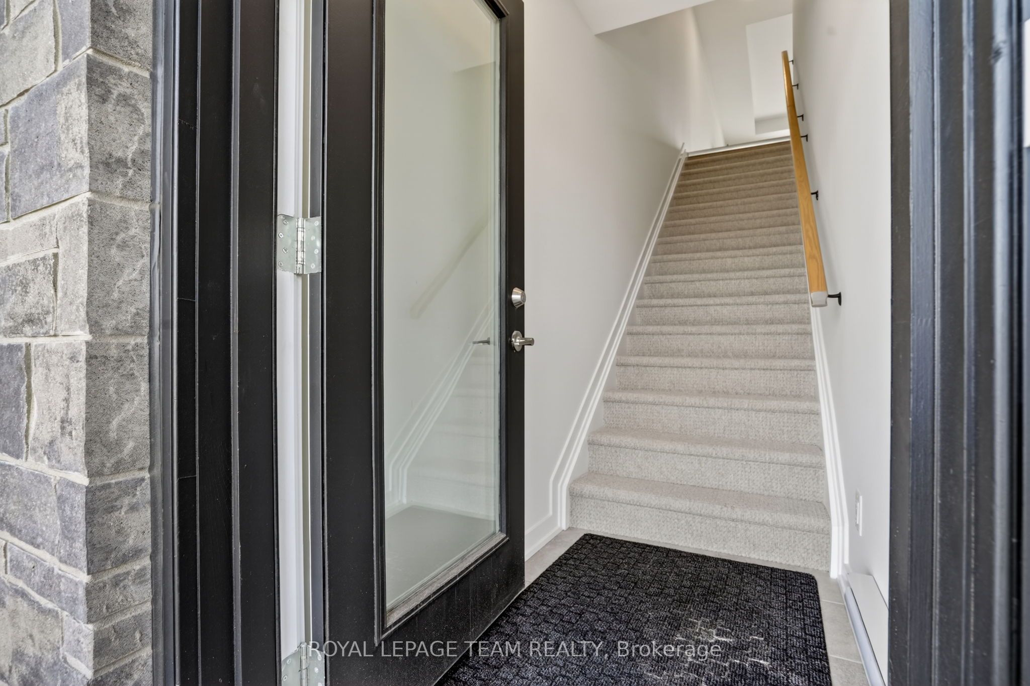 Additional image 3 of C-830 Roger Griffiths Avenue, Ottawa, ON, K2S 3A9