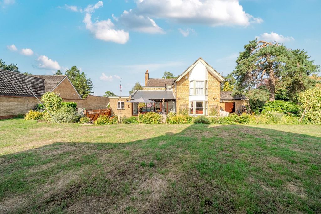 Additional image 5 of 4 bed property for saleLondon Road, Sandy SG19