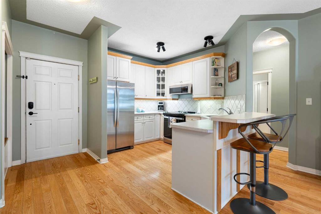 Additional image 4 of 303-2419 Erlton Road SW, Calgary, AB, T2S 3B8