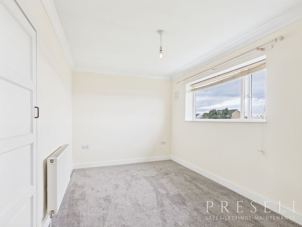 Additional image 9 of 3 bed semi-detached house to rentThe Close, Johnston, Haverfordwest, Pembrokeshire SA62