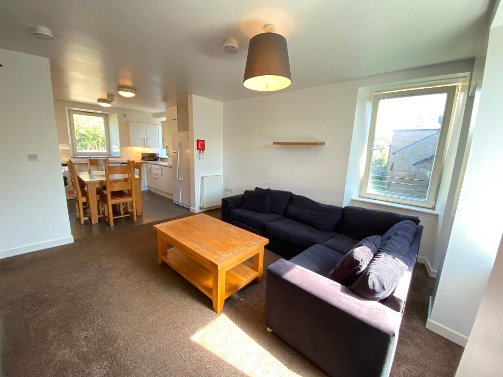 6 bed flat to rentSt Leonards Bank, Newington, Edinburgh EH8 photo 3
