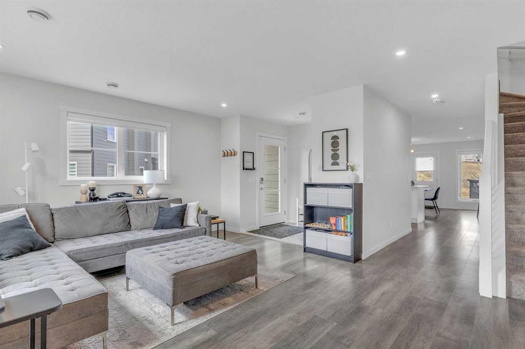Additional image 5 of 302-260 Rowley Way NW, Calgary, AB, T3L 0H5