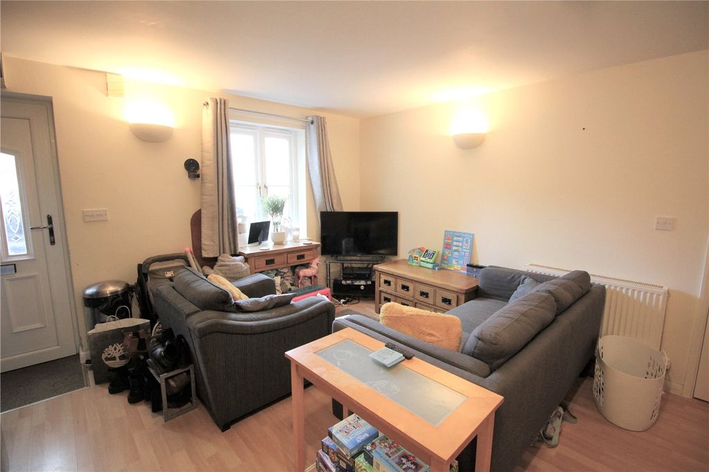 Additional image 3 of 2 bed flat to rentHanover Street, Cheltenham, Gloucestershire GL50