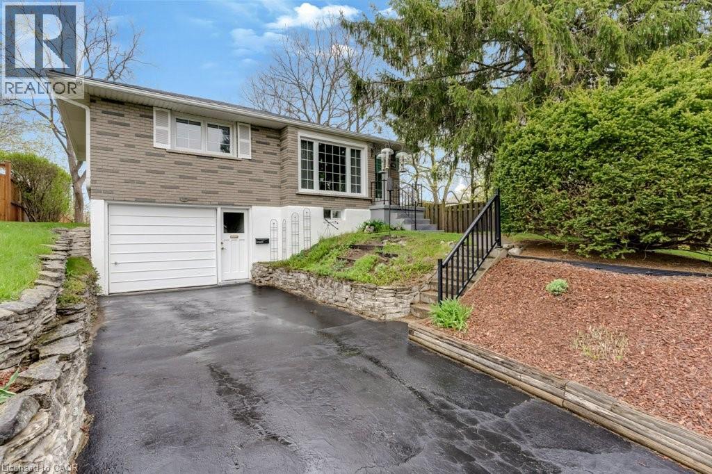 23 Edward Street, Cambridge, ON, N3C 1J8