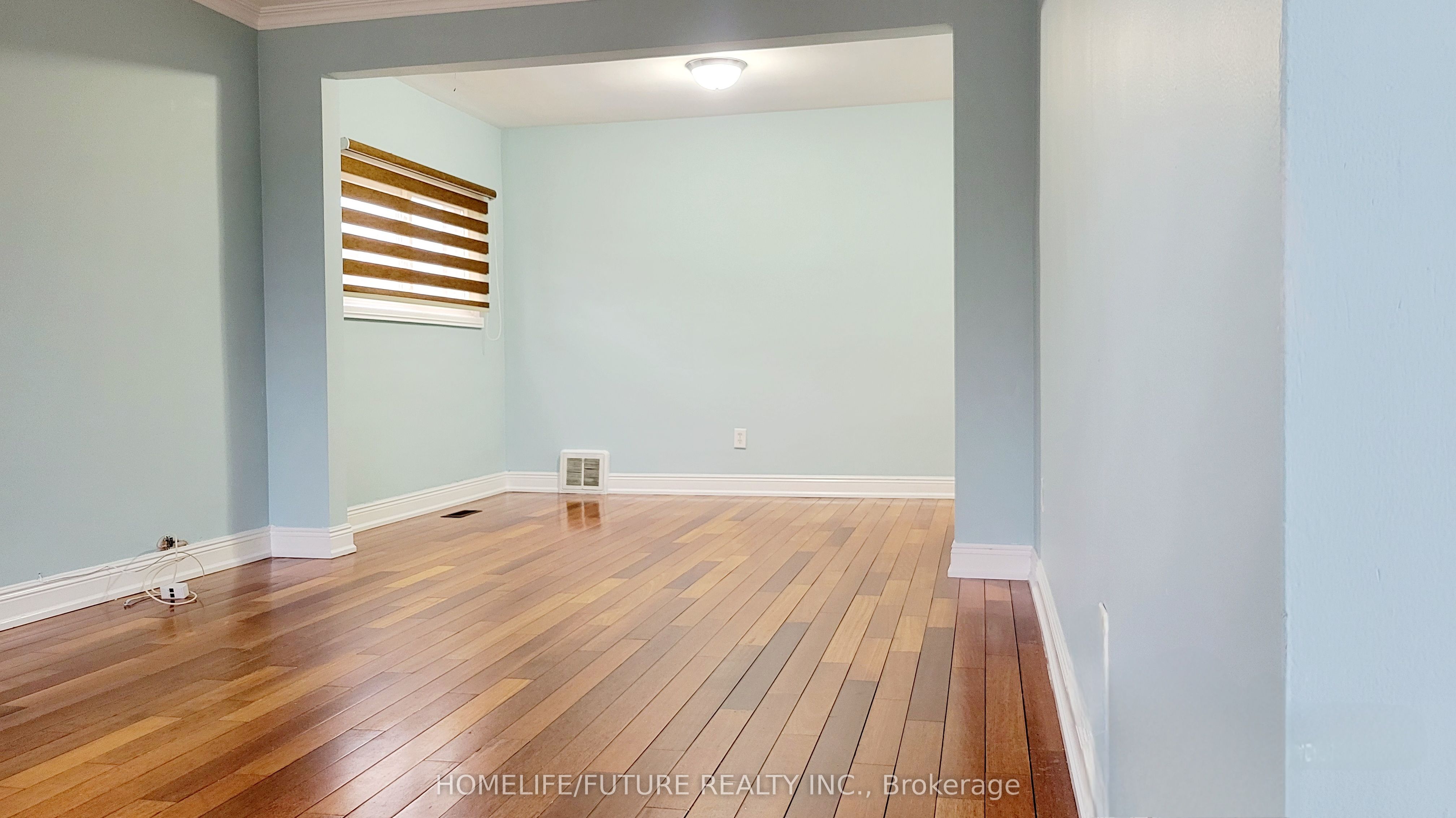 Additional image 4 of Main-73 Flora Drive, Toronto, ON, M1P 1A5