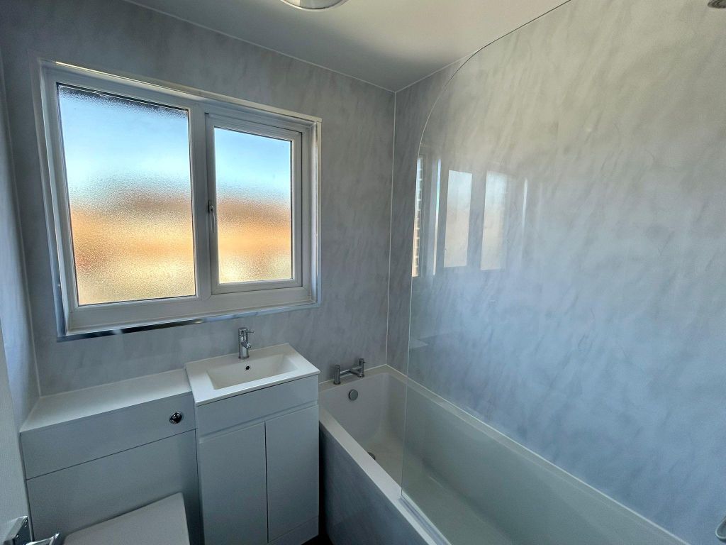 Additional image 9 of 3 bed detached house to rent48 Sherry Avenue, Holytown, Motherwell ML1
