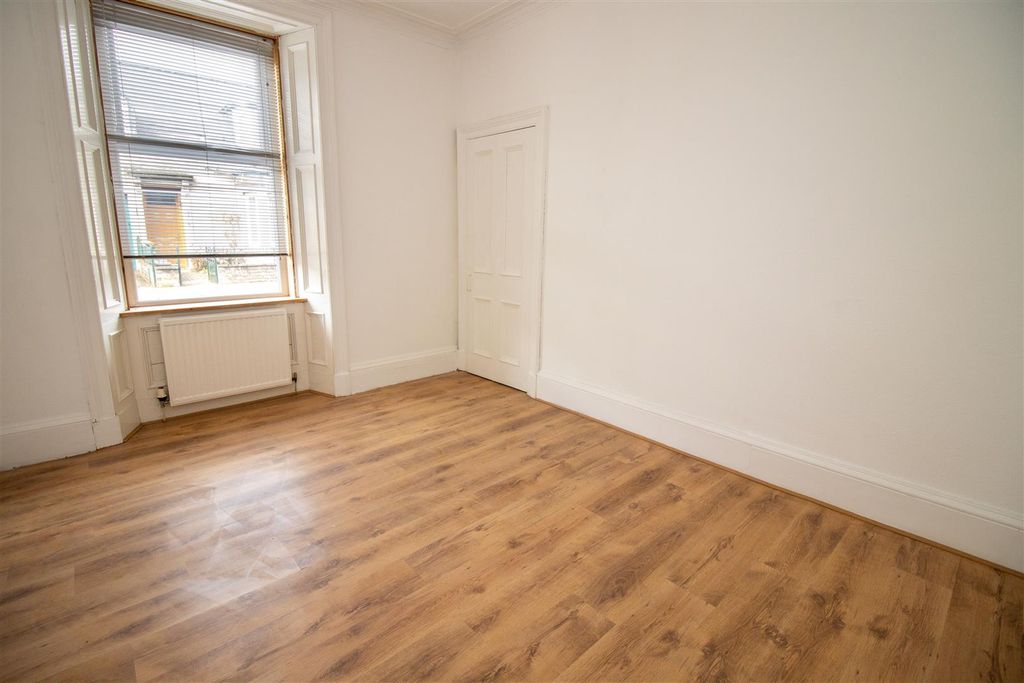 Additional image 4 of 2 bed flat for sale6/1 Rosevale Street, Hawick TD9