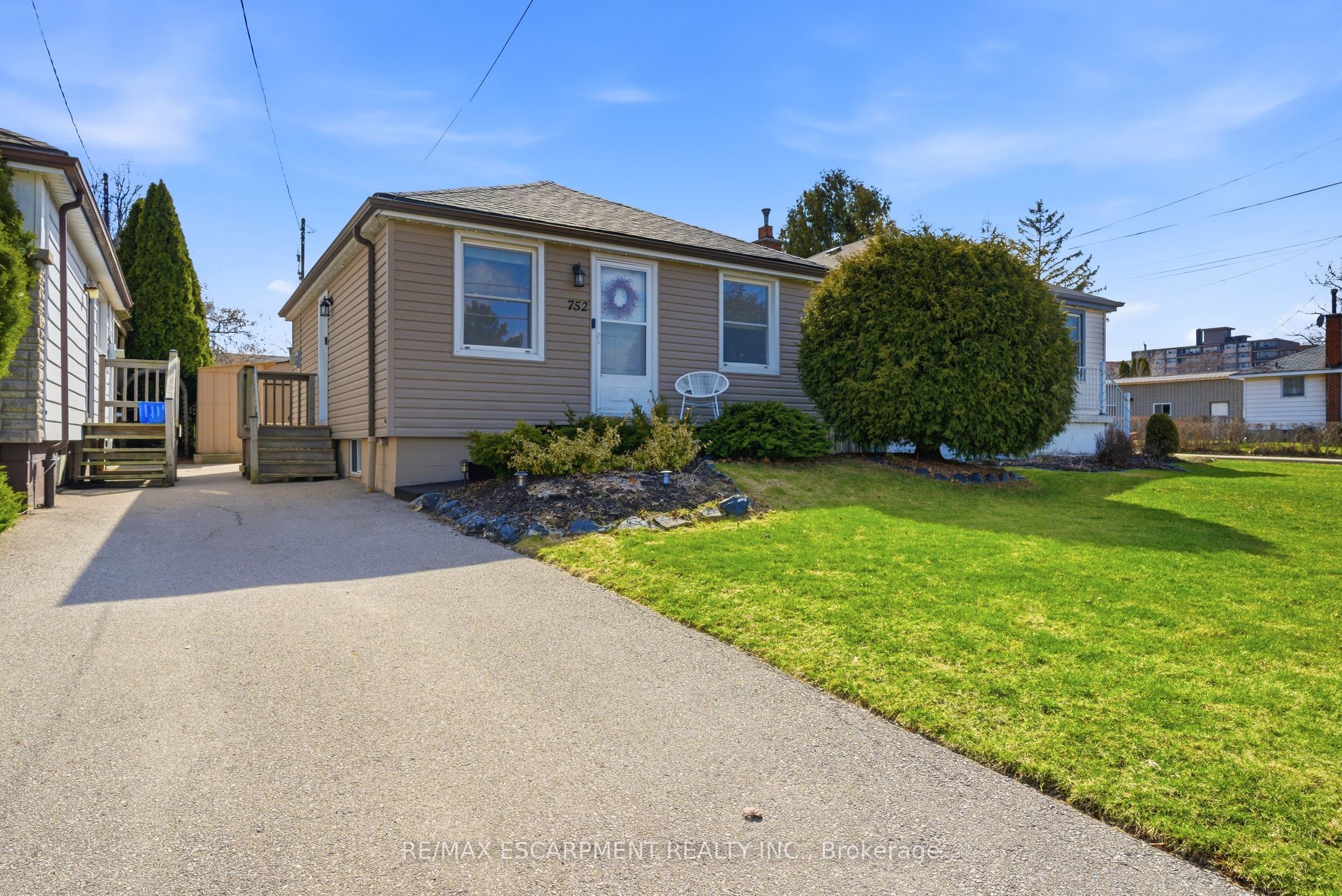 Additional image 2 of 752 Ninth Avenue, Hamilton, ON, L8T 2A6