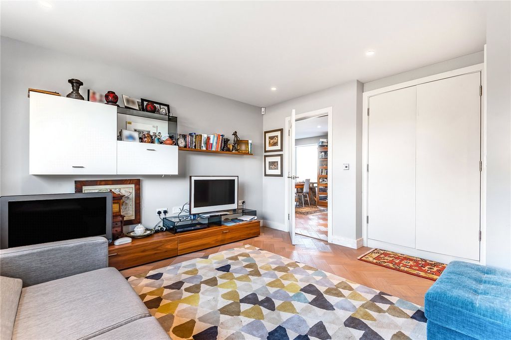 Additional image 13 of 3 bed flat to rentWigton Court, Wigton Lane, Alwoodley, Leeds LS17
