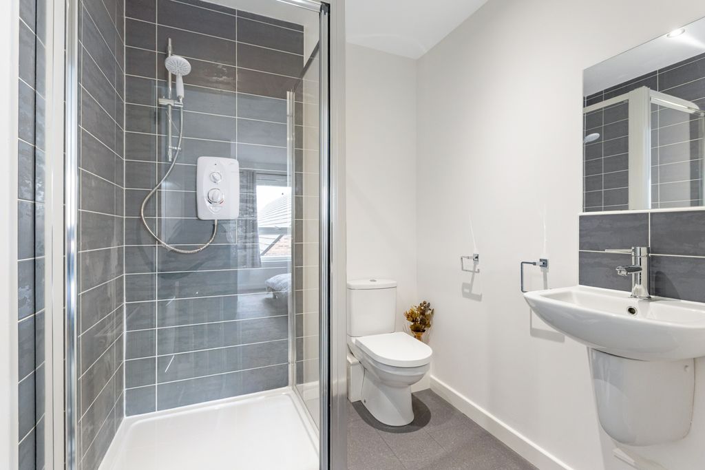 Additional image 7 of 2 bed flat for sale21/8 Muirhouse Parkway, Muirhouse, Edinburgh EH4