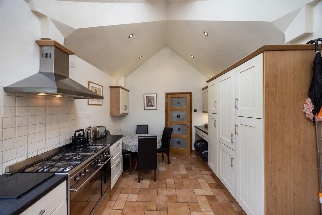 Additional image 11 of 4 bed detached bungalow for sale66 Dunmore Road, Ballynahinch BT24