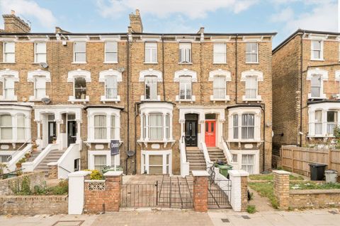 Drayton Park, Highbury N5