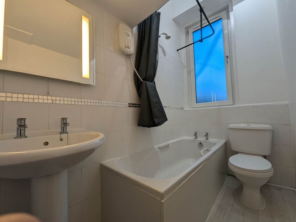Additional image 11 of 1 bed detached house to rentWishaw Terrace, Edinburgh EH7