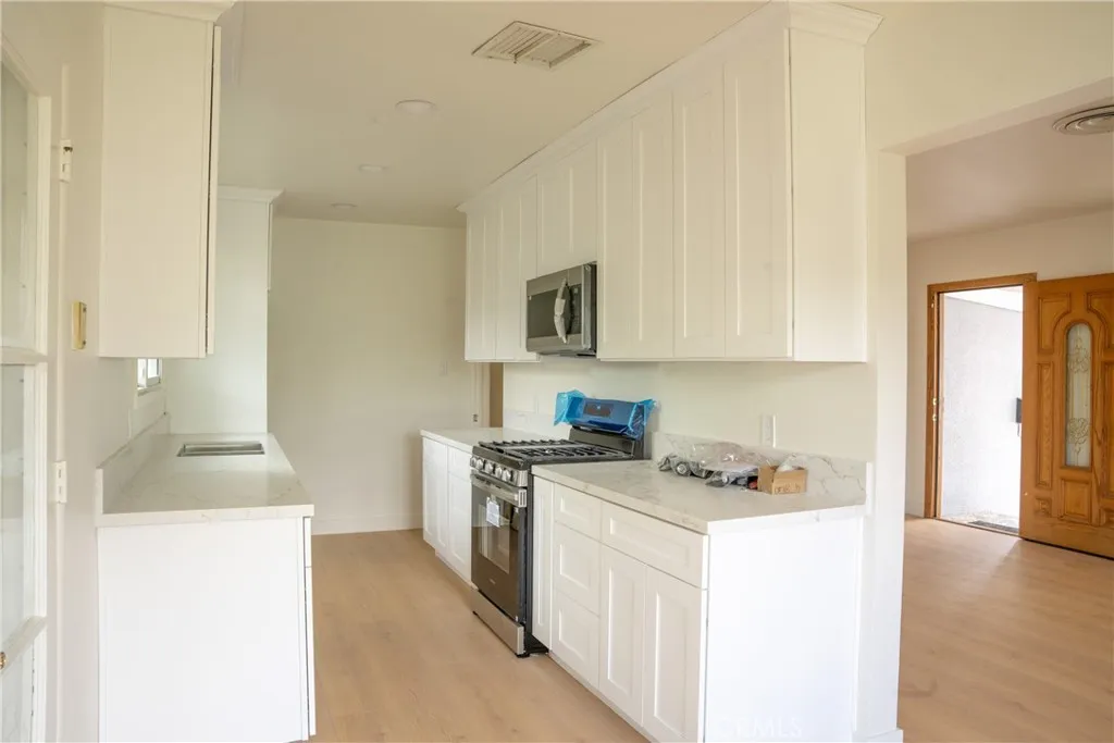Additional image 52 of 5720 Dogwood St, San Bernardino, CA 92404