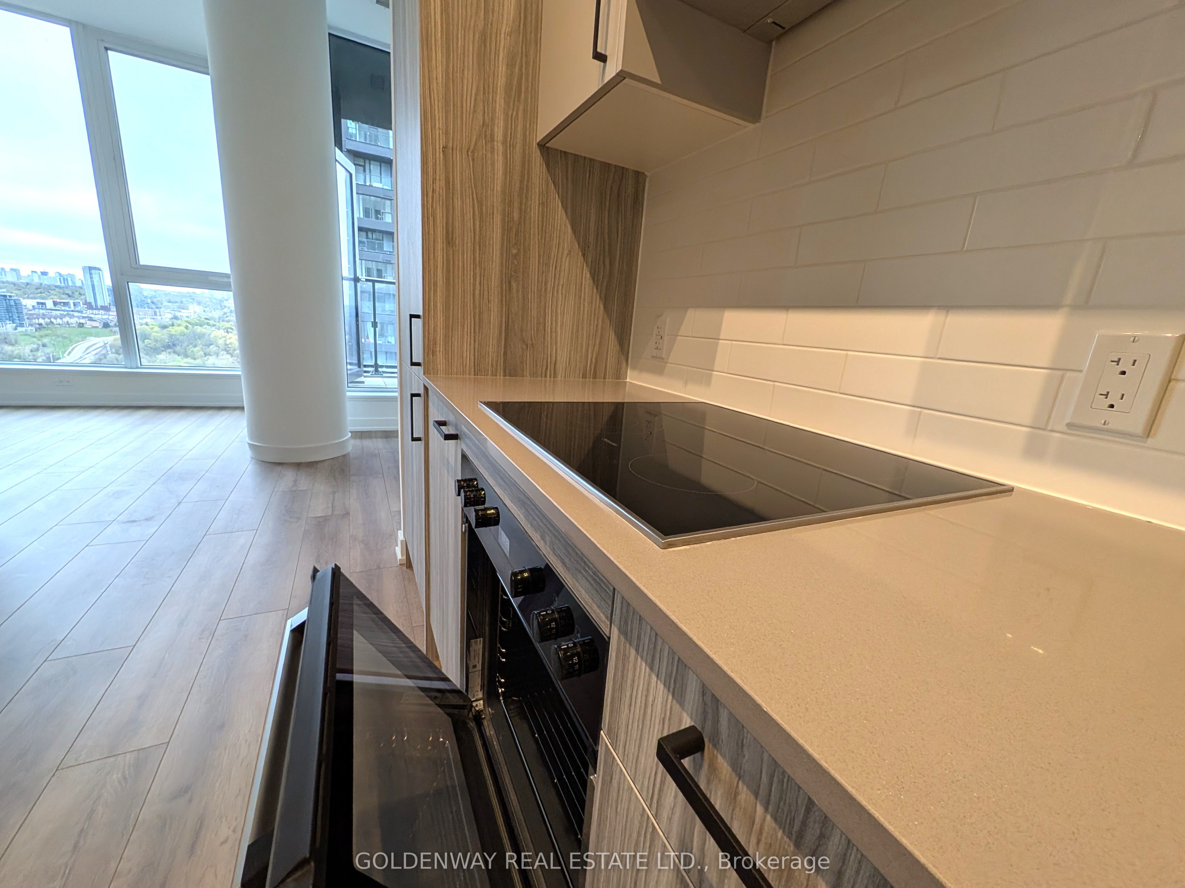 Additional image 5 of 2301-5 Quarrington Lane, Toronto, ON, M3C 0S4