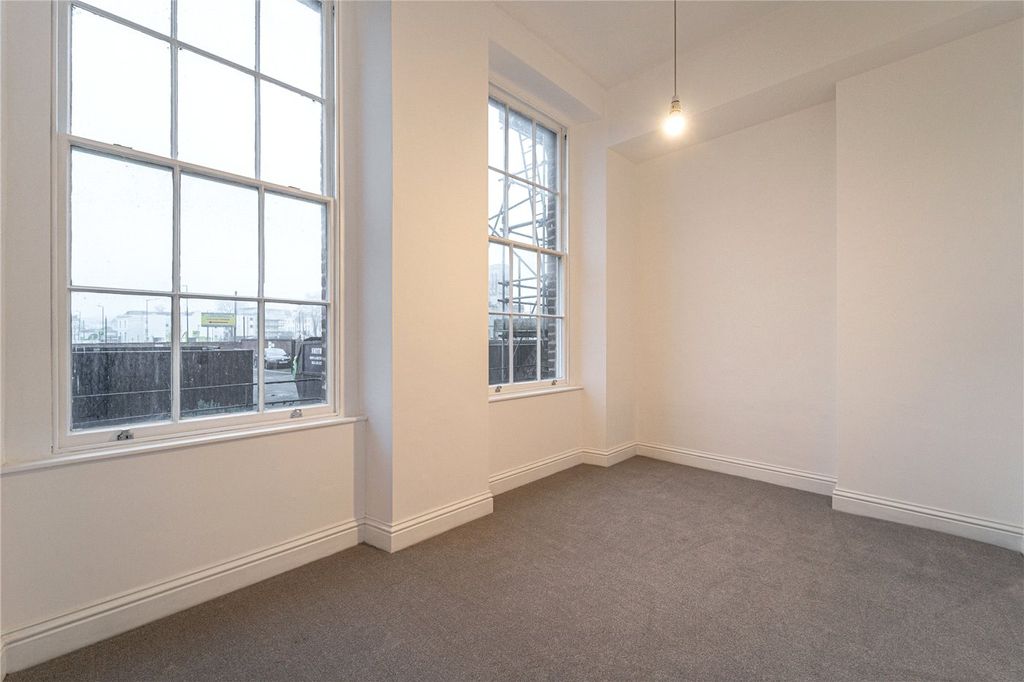 Additional image 6 of 1 bed flat to rentSt. Margarets Road, Cheltenham GL50