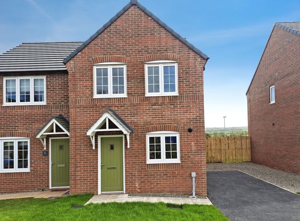 3 bed semi-detached house to rentLakeland View, Aspatria, Wigton, Cumbria CA7