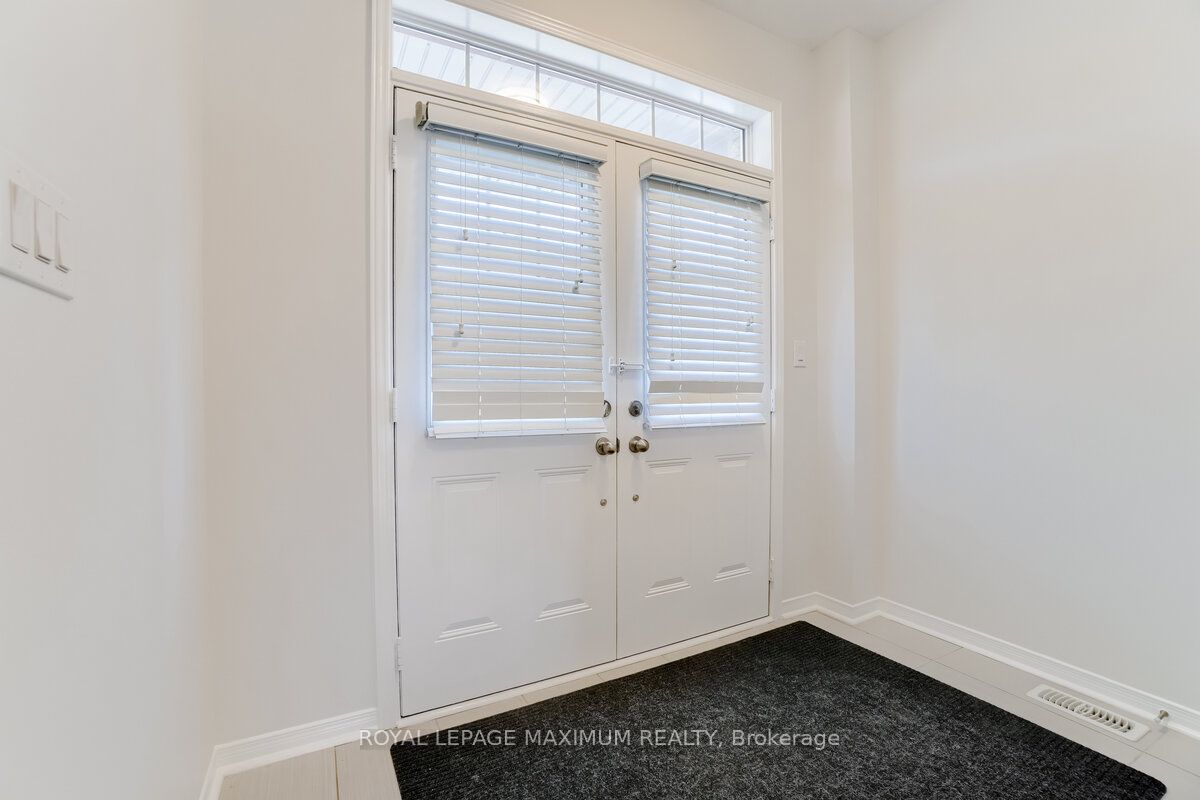 Additional image 5 of 160 Gentile Circle, Vaughan, ON, L4H 3N3