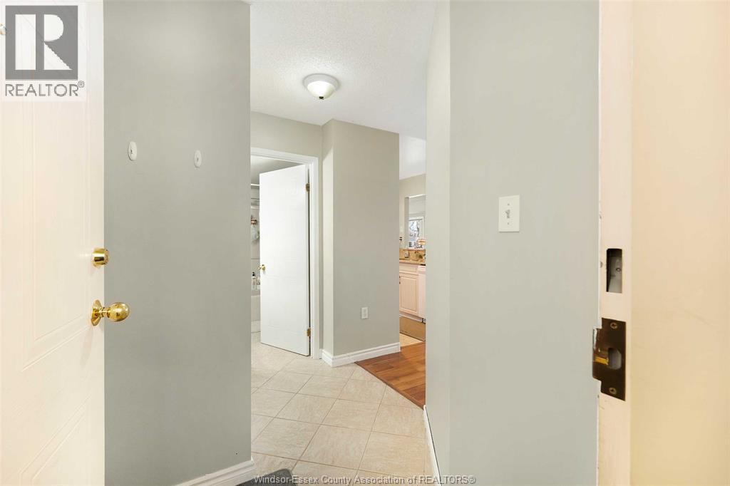 Additional image 6 of 206-3000 Sandwich Street, Windsor, ON, N9C4G3