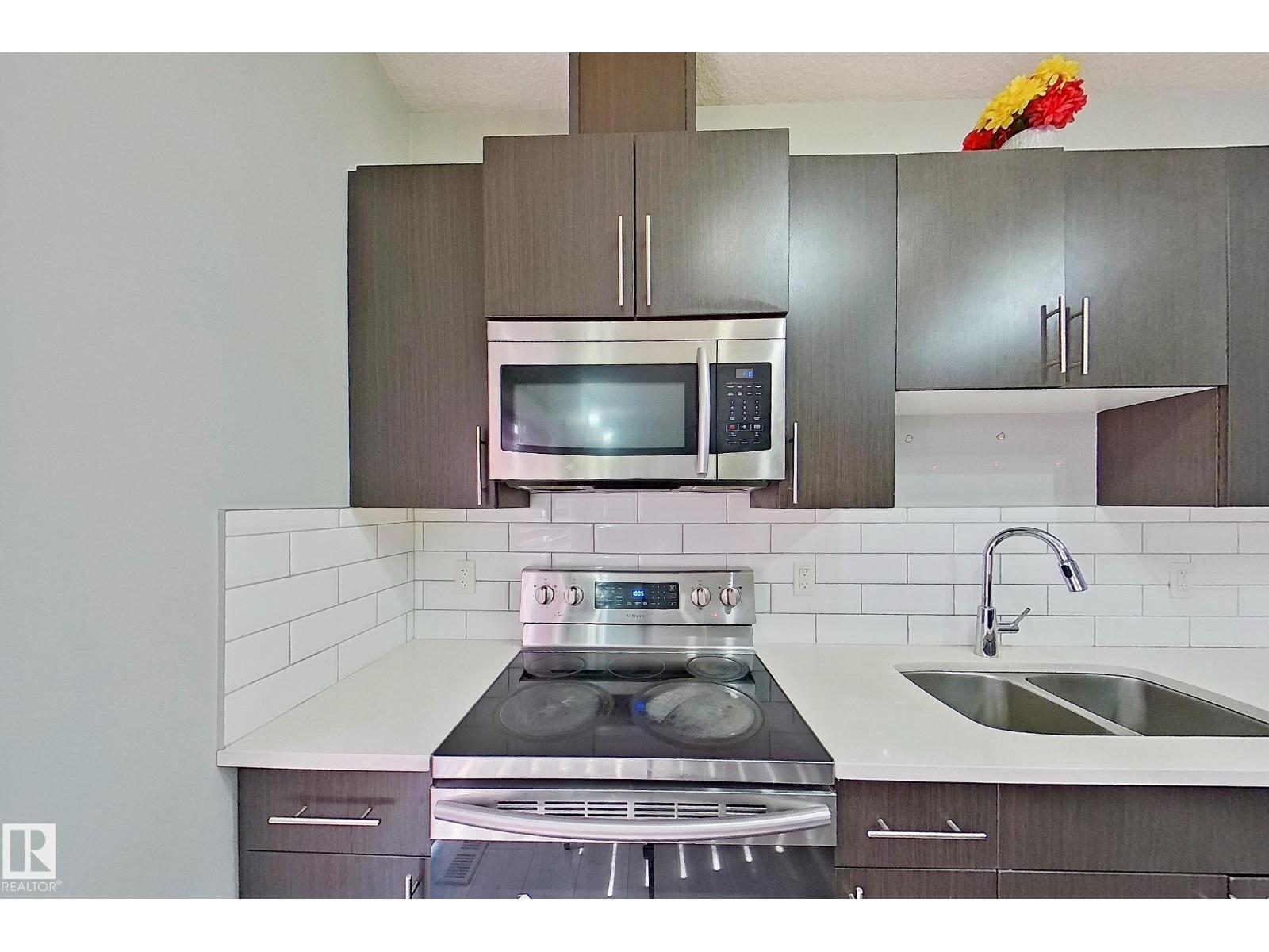 Additional image 6 of 1221 27 Street NW, Edmonton, AB, T6T2J3
