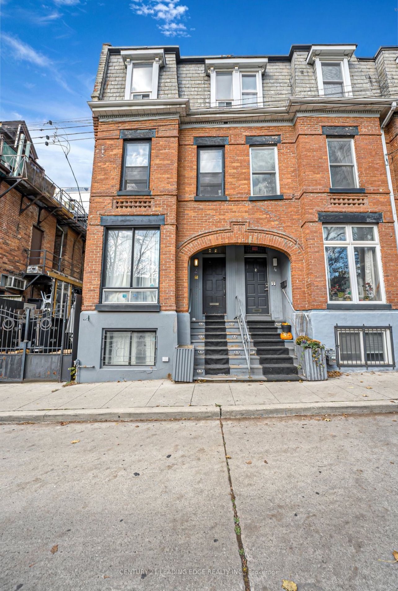 2 Monteith Street, Toronto, ON, M4Y 1K7